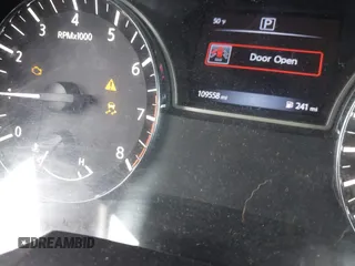 2017 Nissan Altima SR z VIN 1N4AL3AP0HN313305, wystawiony jako IAAI lot #41807901 z przebiegiem 109 558 mil mil oraz . Historia ofert i sprzedaży dostępna na DreamBid. Obrazek 15.