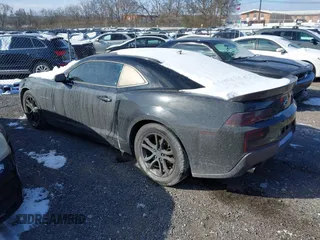 2014 Chevrolet Camaro LT z VIN 2G1FB1E35E9134246, wystawiony jako IAAI lot #41623733 z przebiegiem 171 444 mil mil oraz . Historia ofert i sprzedaży dostępna na DreamBid. Obrazek 3.