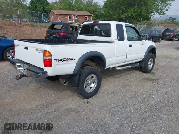 2004 Toyota Tacoma z VIN 5TEWN72N54Z463111, wystawiony jako IAAI lot #42093928 z przebiegiem 147 136 mil mil oraz . Historia ofert i sprzedaży dostępna na DreamBid. Obrazek 4.