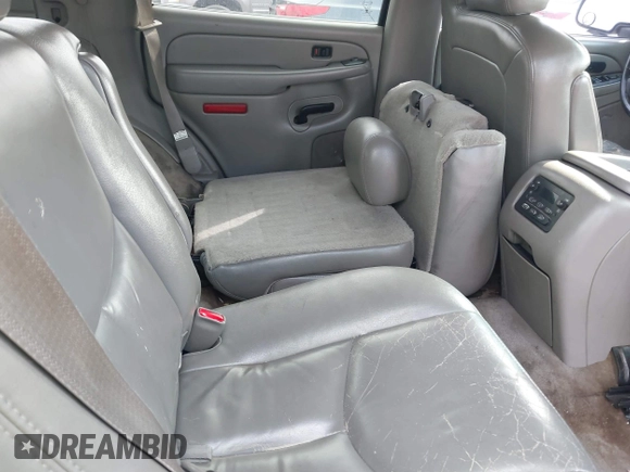 2006 Chevrolet Tahoe LT with VIN 1GNEC13Z96R126768, listed as a IAAI auction lot 41637955 with 232,531 mi miles. Bid and sale history available at carsss.com. Image 8.
