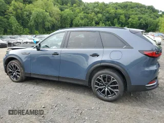 2025 Mazda CX-70 Premium z VIN JM3KJDHA6S1113577, wystawiony jako Copart lot #58787325 z przebiegiem 129 mil mil oraz Szkoda całkowita • Salvage title. Historia ofert i sprzedaży dostępna na DreamBid. Obrazek 2.