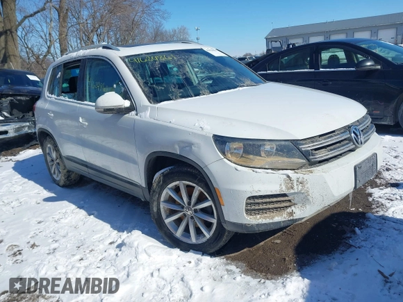 2017 Volkswagen Tiguan Wolfsburg Edition с VIN WVGRV7AX1HK005782, выставлен на аукционе IAAI как лот 41624861 с пробегом 114 660 миль миль и . История ставок и продаж доступна на DreamBid. Изображение 1.
