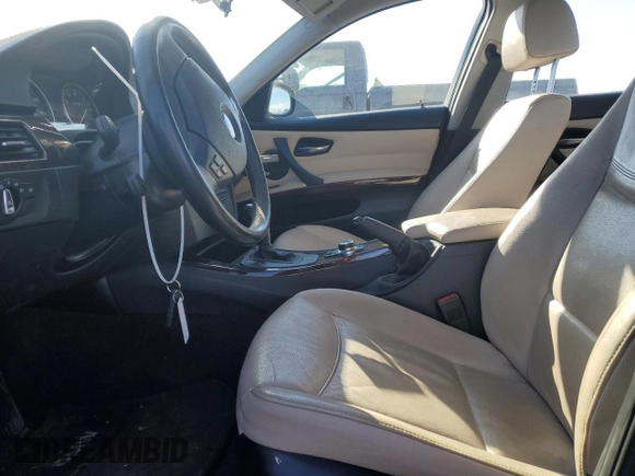 2011 BMW 3 Series 328i xDrive with VIN WBAPK7G52BNN77960, listed as a Copart auction lot 87722225 with 198,179 mi miles and Salvage Title. Bid and sale history available at carsss.com. Image 7.
