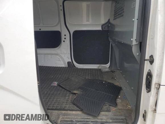 2014 Nissan NV200 S z VIN 3N6CM0KN3EK700375, wystawiony jako Copart lot #57416565 z przebiegiem 67 564 mil mil oraz Szkoda całkowita • Salvage title. Historia ofert i sprzedaży dostępna na DreamBid. Obrazek 11.