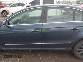 2006 Volkswagen Passat 3.6L V6 с VIN WVWCU73C96E215940, выставлен на аукционе IAAI как лот 42257810 с пробегом 102 795 миль миль и . История ставок и продаж доступна на DreamBid. Изображение 15.