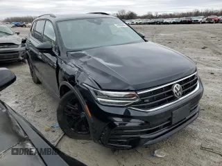 2022 Volkswagen Tiguan SE R-Line Black with VIN 3VV8B7AX0NM155204, listed as a Copart auction lot 44393685 with 21,812 mi miles and Salvage Title. Bid and sale history available at DreamBid. Image 4.