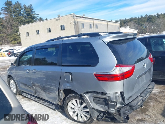 2016 Toyota Sienna Ltd with VIN 5TDDK3DC6GS133774, listed as a IAAI auction lot 41580518 with 247,193 mi miles. Bid and sale history available at carsss.com. Image 15.