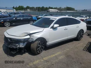 2025 Honda Accord Touring with VIN 1HGCY2F89SA005243, listed as a Copart auction lot 57912155 with 17,953 mi miles and Salvage title. Bid and sale history available at DreamBid. Image 1.