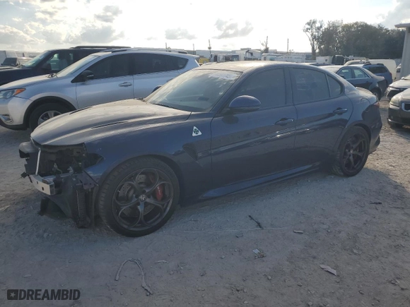 2017 Alfa Romeo Giulia Quadrifoglio with VIN ZARFAEAV8H7520339, listed as a Copart auction lot 44591745 with 70,994 mi miles and Salvage Title. Bid and sale history available at carsss.com. Image 1.