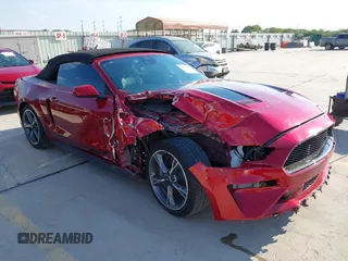 2022 Ford Mustang GT Premium with VIN 1FATP8FF9N5111083, listed as a IAAI auction lot 40526138 with 24,400 mi miles. Bid and sale history available at carsss.com. Image 1.