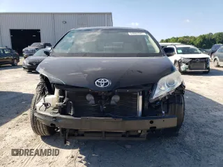 2013 Toyota Sienna XLE AAS with VIN 5TDYK3DC0DS340612, listed as a Copart auction lot 53002985 with 171,731 mi miles and Salvage Title. Bid and sale history available at carsss.com. Image 5.