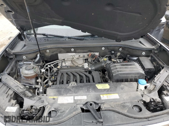 2021 Volkswagen Atlas SE with VIN 1V2MR2CA2MC585075, listed as a Copart auction lot 88780635 with 57,403 mi miles and Salvage title. Bid and sale history available at DreamBid. Image 13.