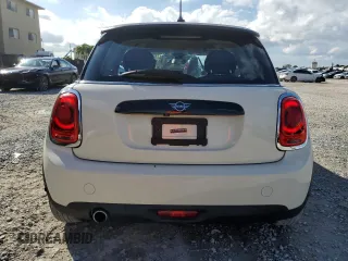 2021 MINI Hardtop Cooper с VIN WMWXR3C08M2N99822, выставлен на аукционе Copart как лот 80380884 с пробегом 21 257 миль миль и Списание • Salvage title. История ставок и продаж доступна на DreamBid. Изображение 6.