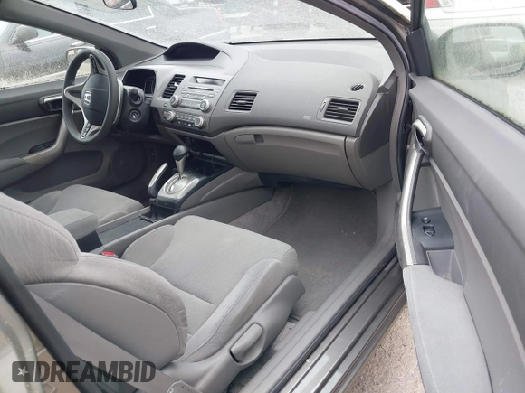 2007 Honda Civic Cpe EX with VIN 2HGFG12817H516082, listed as a IAAI auction lot 42142797 with 170,442 mi miles. Bid and sale history available at carsss.com. Image 5.