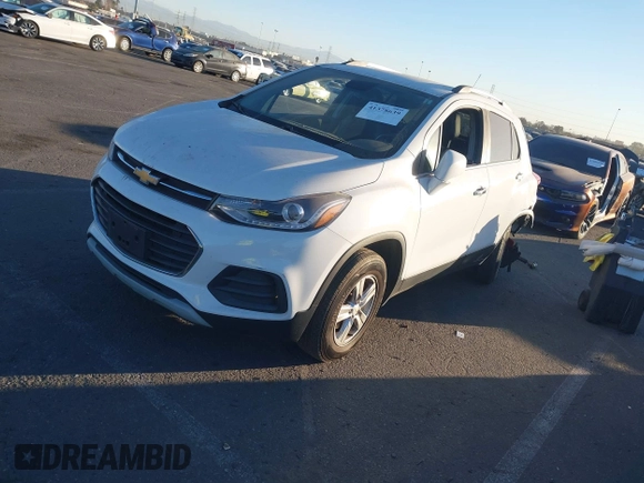 2018 Chevrolet Trax LT with VIN KL7CJPSB3JB632236, listed as a IAAI auction lot 41378639 with 92,065 mi miles. Bid and sale history available at carsss.com. Image 17.