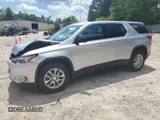 2020 Chevrolet Traverse LS z VIN 1GNERFKW4LJ267390, wystawiony jako Copart lot #56376025 z przebiegiem Nie podano mil oraz Szkoda całkowita • Salvage title. Historia ofert i sprzedaży dostępna na DreamBid. Obrazek 1.