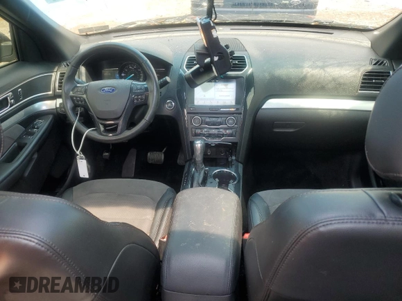2017 Ford Explorer XLT z VIN 1FM5K8D85HGC44398, wystawiony jako Copart lot #62710735 z przebiegiem 66 978 mil mil oraz Szkoda całkowita • Salvage title. Historia ofert i sprzedaży dostępna na DreamBid. Obrazek 8.