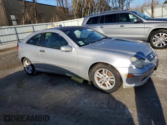 2002 Mercedes-Benz C 230/260/280/320 with VIN WDBRN47J92A169296, listed as a Copart auction lot 87135664 with 84,807 mi miles and Clean Title. Bid and sale history available at DreamBid. Image 4.