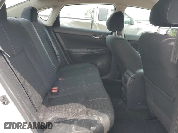 2018 Nissan Sentra SR z VIN 3N1AB7AP9JY232884, wystawiony jako Copart lot #53730575 z przebiegiem 73 989 mil mil oraz Szkoda całkowita • Salvage title. Historia ofert i sprzedaży dostępna na DreamBid. Obrazek 10.