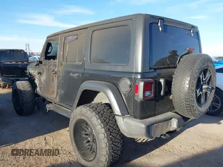 2020 Jeep Wrangler Unlimited Sport S с VIN 1C4HJXDNXLW348677, выставлен на аукционе IAAI как лот 42056986 с пробегом Не указан миль и . История ставок и продаж доступна на DreamBid. Изображение 3.