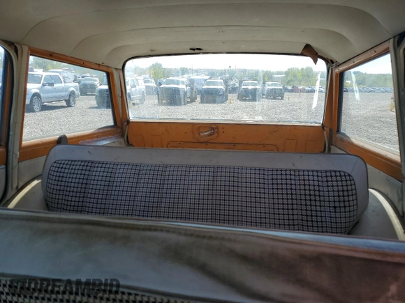 1972 Jeep Grand Wagoneer with VIN J2A144CN29869, listed as a Copart auction lot 73240394 with 83,806 mi miles and Clean title. Bid and sale history available at DreamBid. Image 10.