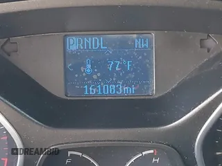 2012 Ford Focus SE с VIN 1FAHP3F22CL207300, выставлен на аукционе IAAI как лот 41680715 с пробегом 161 083 миль миль и . История ставок и продаж доступна на DreamBid. Изображение 15.