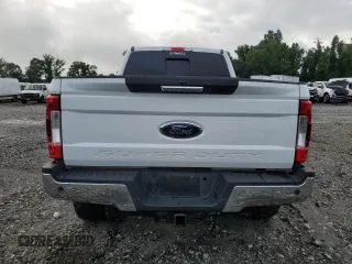 2018 Ford F-250 XL z VIN 1FT7W2BT3JEC16610, wystawiony jako Copart lot #60826045 z przebiegiem 93 965 mil mil oraz Szkoda całkowita • Salvage title. Historia ofert i sprzedaży dostępna na DreamBid. Obrazek 6.
