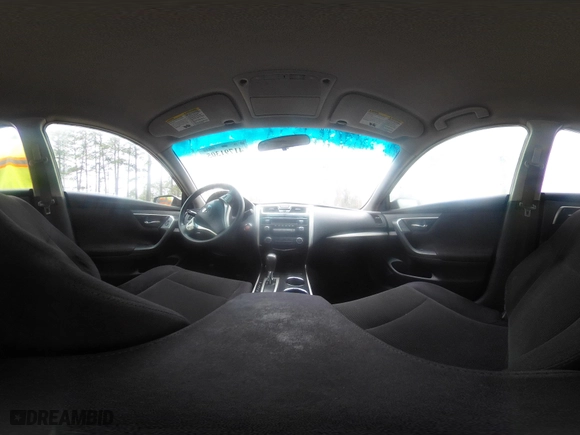 2013 Nissan Altima 2.5 SL with VIN 1N4AL3AP4DN563155, listed as a IAAI auction lot 41791305 with 184,778 mi miles. Bid and sale history available at carsss.com. Image 18.