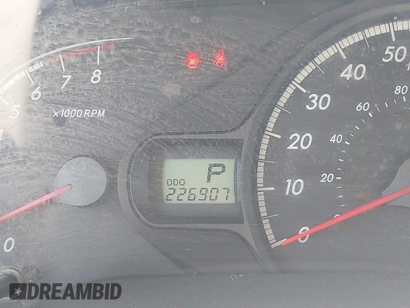 2011 Toyota Sienna LE AAS with VIN 5TDKK3DC7BS136053, listed as a IAAI auction lot 42469966 with 226,907 mi miles and . Bid and sale history available at DreamBid. Image 15.