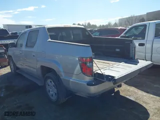 2013 Honda Ridgeline RTS with VIN 5FPYK1F47DB015204, listed as a IAAI auction lot 41654952 with 73,721 mi miles. Bid and sale history available at carsss.com. Image 3.