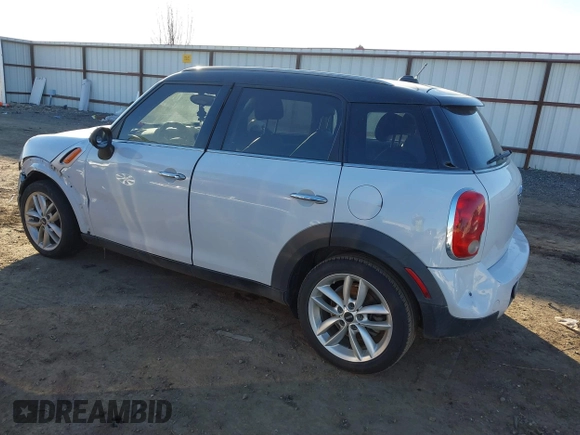 2012 MINI Countryman with VIN WMWZB3C55CWM03612, listed as a IAAI auction lot 41445142 with 217,495 mi miles and . Bid and sale history available at DreamBid. Image 3.