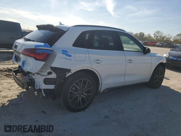 2023 Audi SQ5 Premium Plus with VIN WA1B4AFY6P2032069, listed as a Copart auction lot 84719724 with 20,492 mi miles and Salvage Title. Bid and sale history available at carsss.com. Image 3.