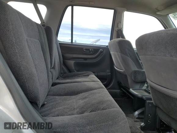 1999 Honda CR-V LX with VIN JHLRD2843XC011570, listed as a Copart auction lot 46330315 with 143,925 mi miles and Salvage Title. Bid and sale history available at carsss.com. Image 11.
