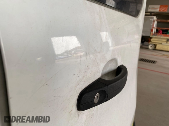 2018 Ford Transit с VIN 1FTYE1YM9JKB52110, выставлен на аукционе IAAI как лот 42610426 с пробегом 156 532 миль миль и . История ставок и продаж доступна на DreamBid. Изображение 16.