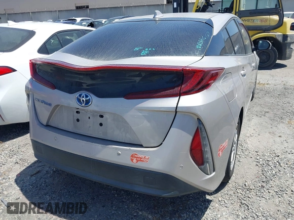 2017 Toyota Prius Plus z VIN JTDKARFPXH3057525, wystawiony jako IAAI lot #42356340 z przebiegiem 149 939 mil mil oraz . Historia ofert i sprzedaży dostępna na DreamBid. Obrazek 17.