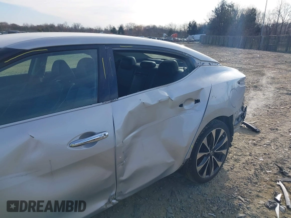 2016 Nissan Maxima SL with VIN 1N4AA6AP8GC414514, listed as a IAAI auction lot 41759903 with 124,116 mi miles and . Bid and sale history available at DreamBid. Image 6.
