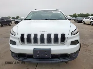 2015 Jeep Cherokee Latitude with VIN 1C4PJLCB8FW712725, listed as a Copart auction lot 55433225 with 85,321 mi miles and Clean Title. Bid and sale history available at carsss.com. Image 5.