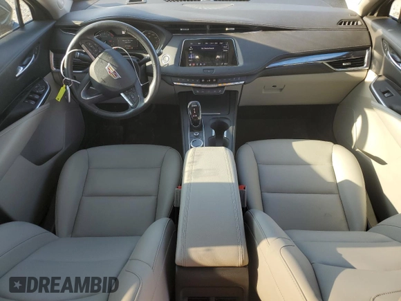 2021 Cadillac XT4 AWD Luxury with VIN 1GYFZBR43MF004722, listed as a Copart auction lot 80326714 with 45,046 mi miles and Salvage Title. Bid and sale history available at carsss.com. Image 8.