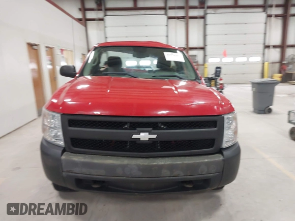 2008 Chevrolet Silverado 1500 1LT with VIN 1GCEK14008E131895, listed as a IAAI auction lot 41976247 with 178,669 mi miles and . Bid and sale history available at DreamBid. Image 12.