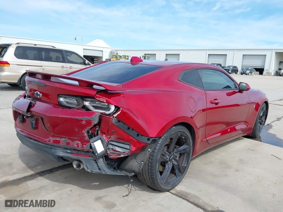 2021 Chevrolet Camaro 2SS with VIN 1G1FH1R7XM0125773, listed as a IAAI auction lot 41667537 with 27,000 mi miles. Bid and sale history available at carsss.com. Image 4.