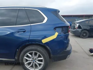 2020 BMW X5 sDrive40i with VIN 5UXCR4C07L9C27998, listed as a IAAI auction lot 41652088 with 59,009 mi miles and . Bid and sale history available at DreamBid. Image 19.