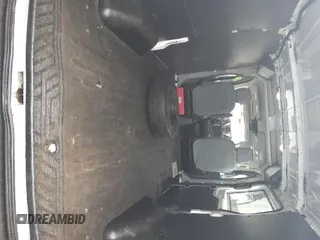 2017 Ford Transit z VIN 1FTYE1YMXHKA82272, wystawiony jako IAAI lot #42575786 z przebiegiem 256 393 mil mil oraz . Historia ofert i sprzedaży dostępna na DreamBid. Obrazek 3.
