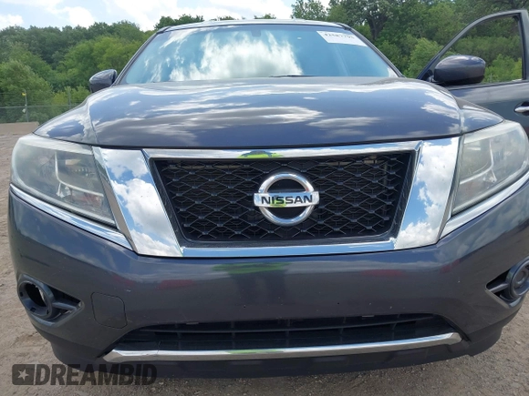 2014 Nissan Pathfinder Platinum with VIN 5N1AR2MMXEC700693, listed as a IAAI auction lot 42587795 with 148,014 mi miles and . Bid and sale history available at DreamBid. Image 6.