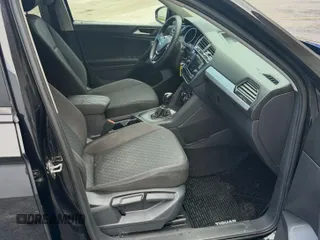 2021 Volkswagen Tiguan S with VIN 3VV1B7AX9MM105997, listed as a Copart auction lot 60985105 with 146,399 mi miles and Clean title. Bid and sale history available at DreamBid. Image 5.