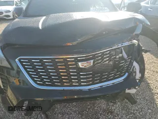 2022 Cadillac XT4 FWD Luxury with VIN 1GYAZAR45NF136810, listed as a Copart auction lot 74359664 with 10,552 mi miles and Salvage title. Bid and sale history available at DreamBid. Image 11.
