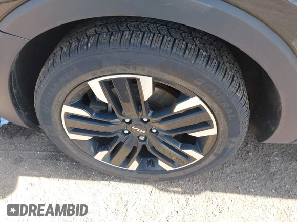 2023 Kia Telluride SX Prestige X-Pro with VIN 5XYP5DGC2PG365999, listed as a IAAI auction lot 41801800 with 38,088 mi miles and . Bid and sale history available at DreamBid. Image 12.