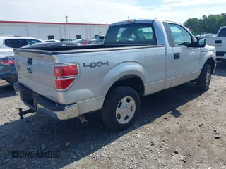 2013 Ford F-150 XL z VIN 1FTMF1EM4DFB49404, wystawiony jako IAAI lot #42640831 z przebiegiem 132 813 mil mil oraz . Historia ofert i sprzedaży dostępna na DreamBid. Obrazek 4.