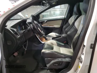 2015 Volvo XC60 T6 Drive-E Platinum с VIN YV449MDM3F2628849, выставлен на аукционе Copart как лот 78917974 с пробегом 81 751 миль миль и Списание • Salvage title. История ставок и продаж доступна на DreamBid. Изображение 7.