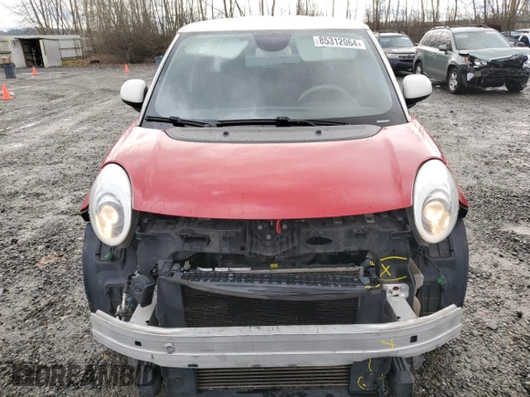 2014 FIAT 500L Easy with VIN ZFBCFABH9EZ002128, listed as a Copart auction lot 85312064 with 140,419 mi miles and Salvage Title. Bid and sale history available at carsss.com. Image 5.