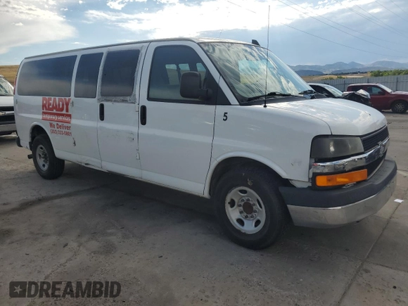 2016 Chevrolet Express Passenger LT with VIN 1GAZGPFG5G1270709, listed as a Copart auction lot 64763585 with 155,425 mi miles and Clean title. Bid and sale history available at DreamBid. Image 4.